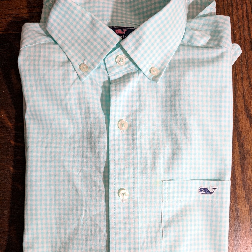 NWOT Vineyard Vines Slim Fit Tucker Button Down